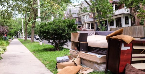 furniture-waiting-for-recycling-on-the-sidewalk-2026-01-05-00-22-31-utc 1